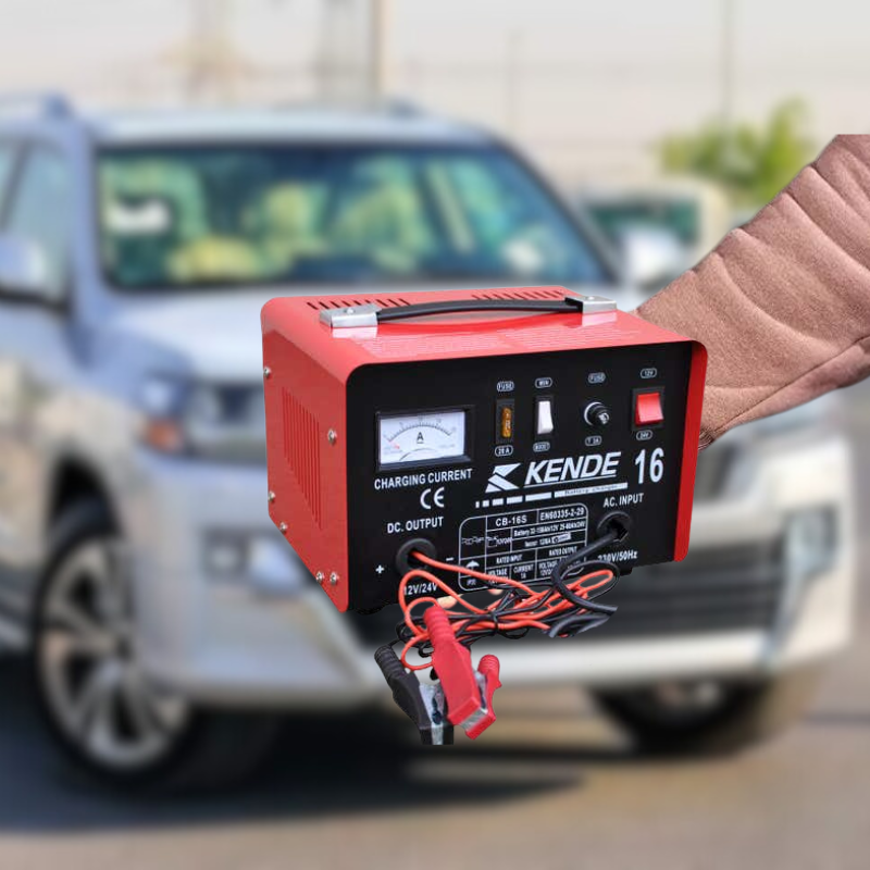 شاحن بطارية السيارة