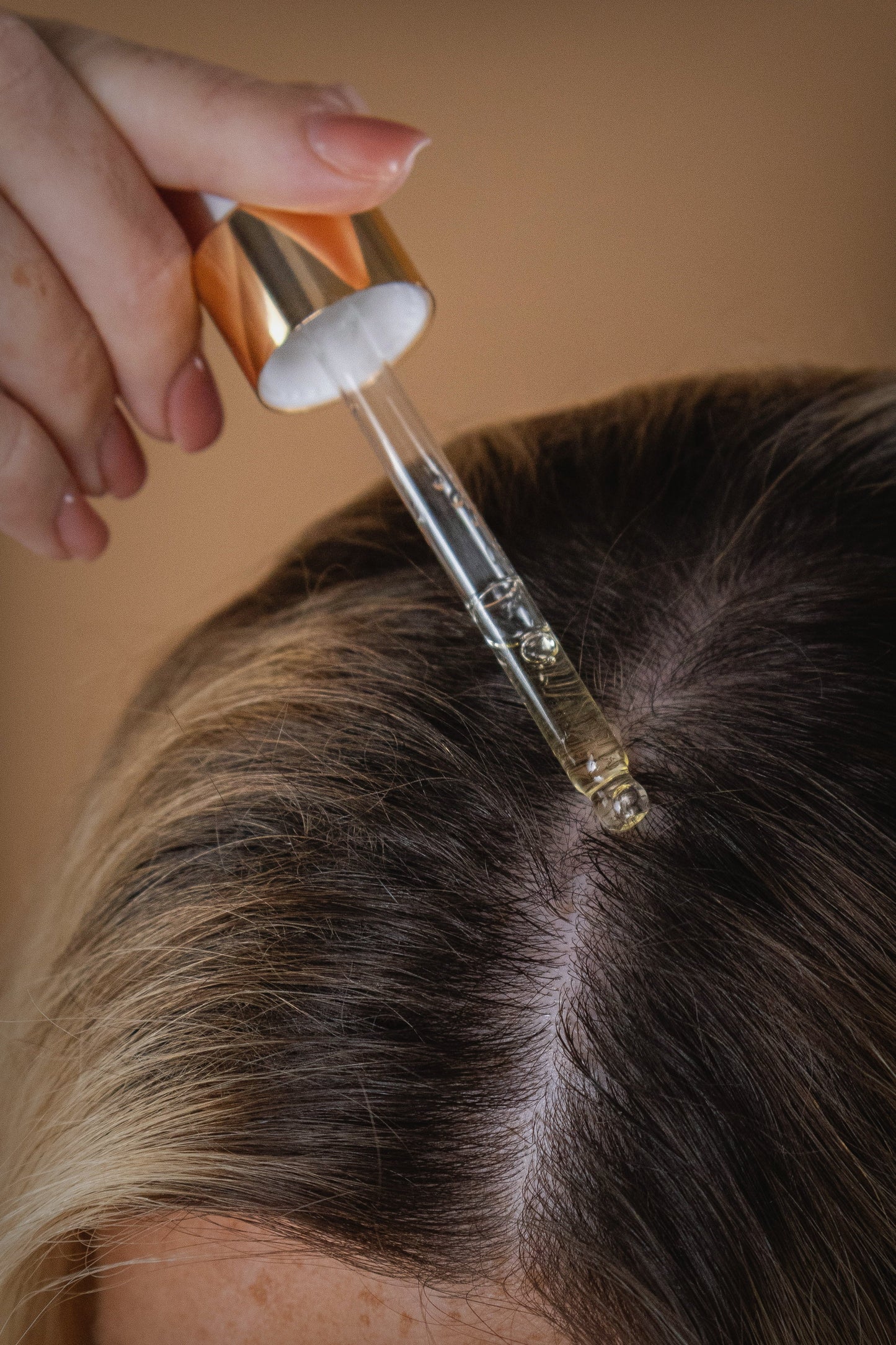 سيروم مغذي للشعر